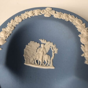 Wedgwood Blue Jasperware Trefoil Dish - Greek Myth - detail1