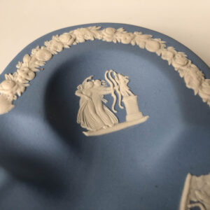 Wedgwood Blue Jasperware Trefoil Dish - Greek Myth - detail2