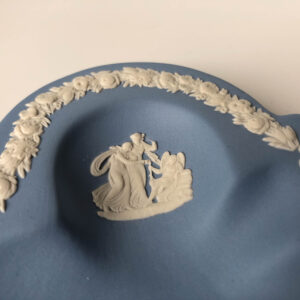 Wedgwood Blue Jasperware Trefoil Dish - Greek Myth - detail3