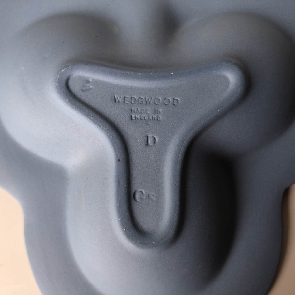 Wedgwood Blue Jasperware Trefoil Dish - Greek Myth - Backside detail2
