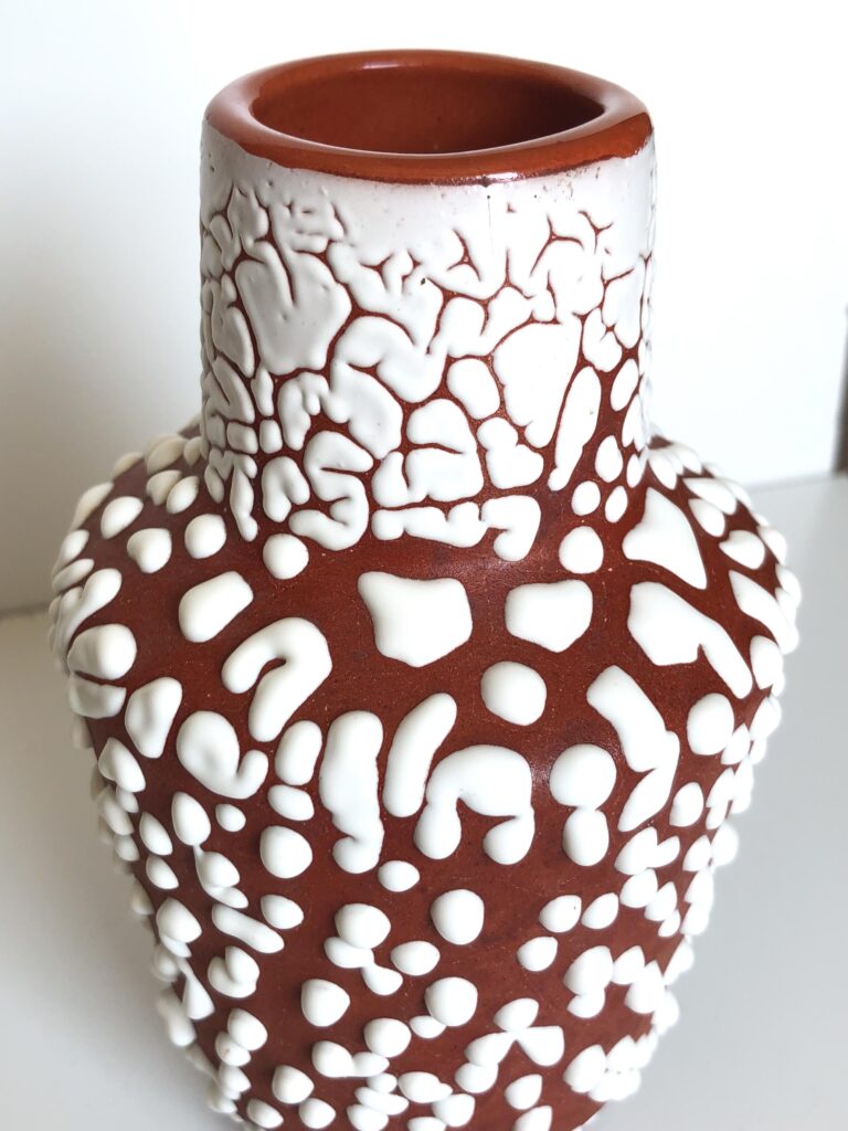 HERLIV | Brain Glaze Snakeskin - Dutch Studio Ceramic Vase - detailed view1