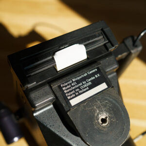 Polaroid Miniportrait Model 401 Cambo - bottom detailed view