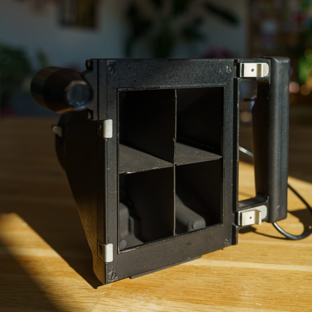 Polaroid Miniportrait Model 401 Cambo - camera Opened view