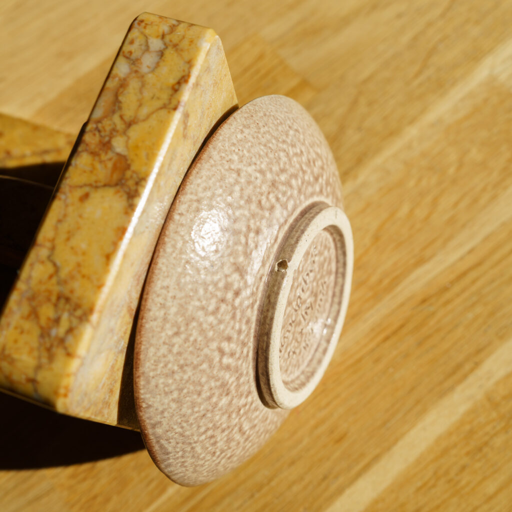 Jaschy Keramik Fish Wall-Plate Handarbeit - detailed top view
