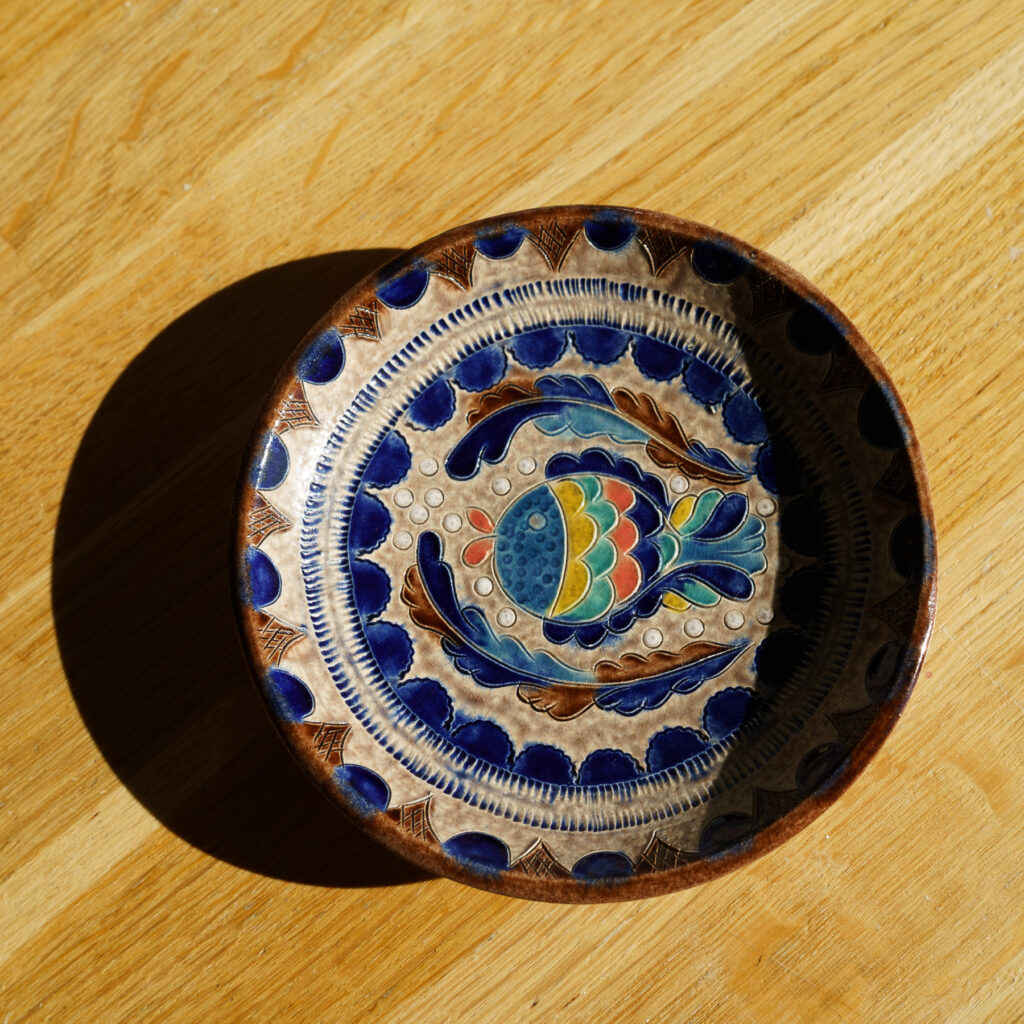Jaschy Keramik Fish Wall-Plate Handarbeit - top view