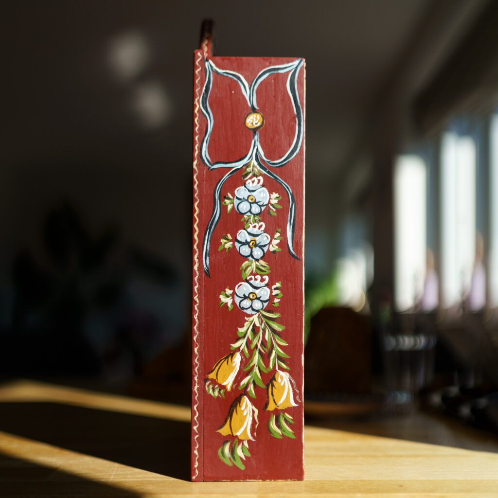 Hindeloopen Hand-Painted Wooden Box - Bird & Floral - side view