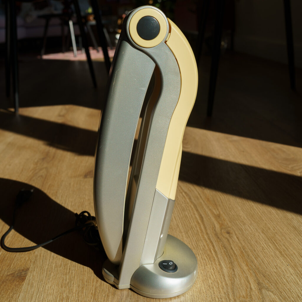 H.T. Huang 'Toucan' Lamp - side view 2