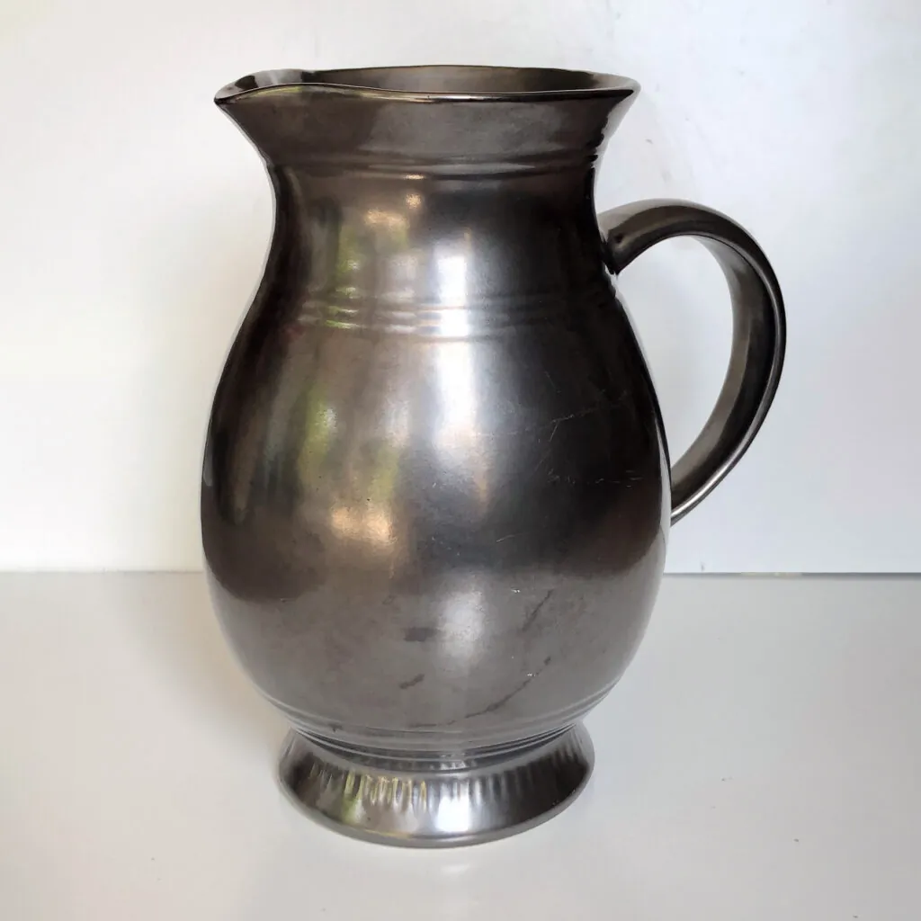 Prinknash Abbey Pottery - Stoneware Gunmetal Jug - steengoed kan van Prinknash Abbey (foto 5)