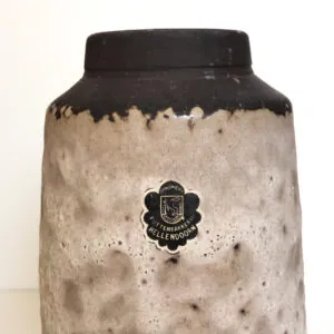 Pottenbakkerij Hellendoorn - Fat Lava Vase - 29cm - Hellendoorn fat lava vaas 29 cm (foto 3)