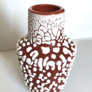 Brown & White Snakeskin Brain Glaze - Studio Vase - studio-aardewerk vaas met slangenhuid glazuur (foto 3)
