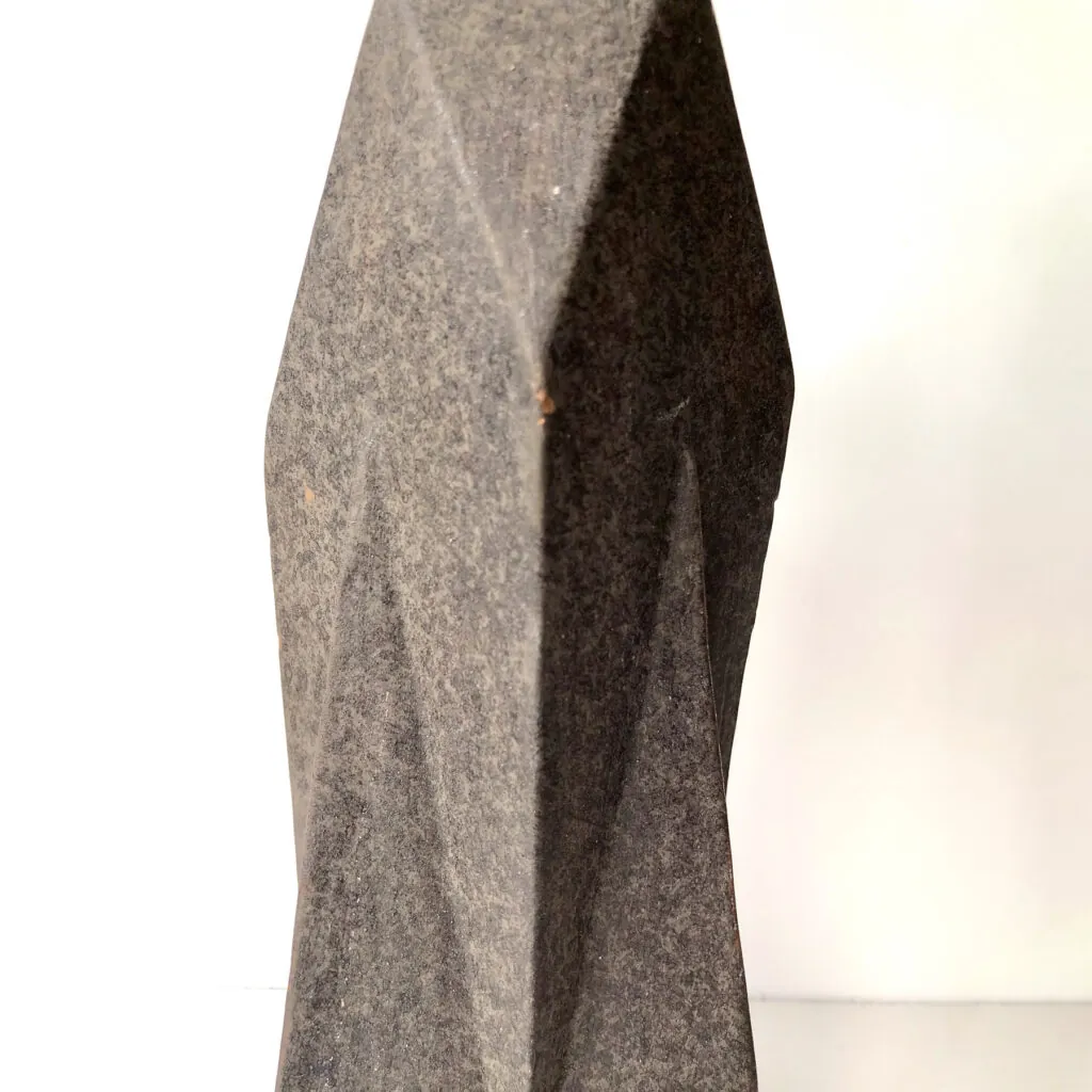Brutalist Ceramic Monolith - Handmade Sculpture - brutalistisch keramisch monoliet sculptuur (foto 7)
