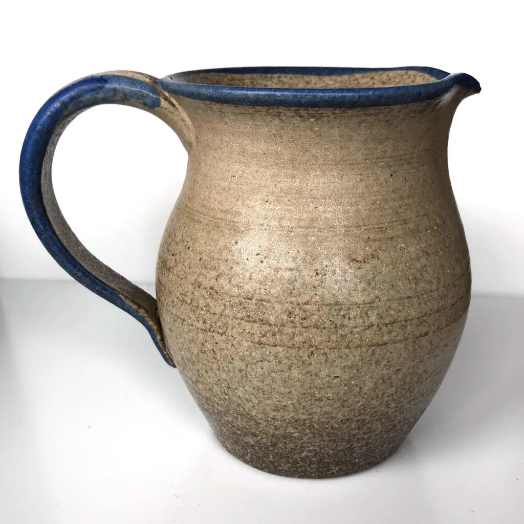 Danish Studio Pottery Pitcher by Ulla Keramik - Deense studio-aardewerk kan (foto 6)