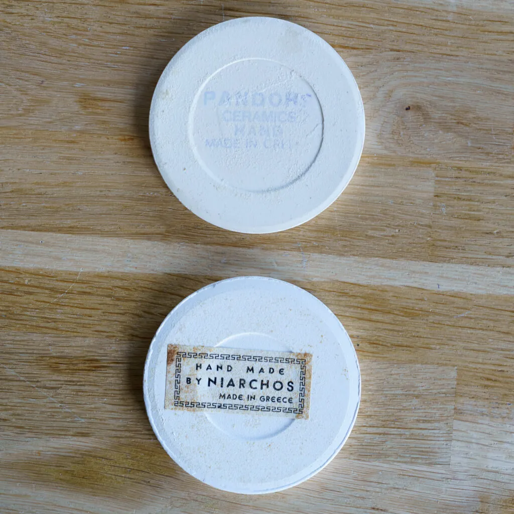Greek Ceramic Coaster Set – Niarchos & Pandora Rhodes - Griekse keramische onderzetters (foto 11)
