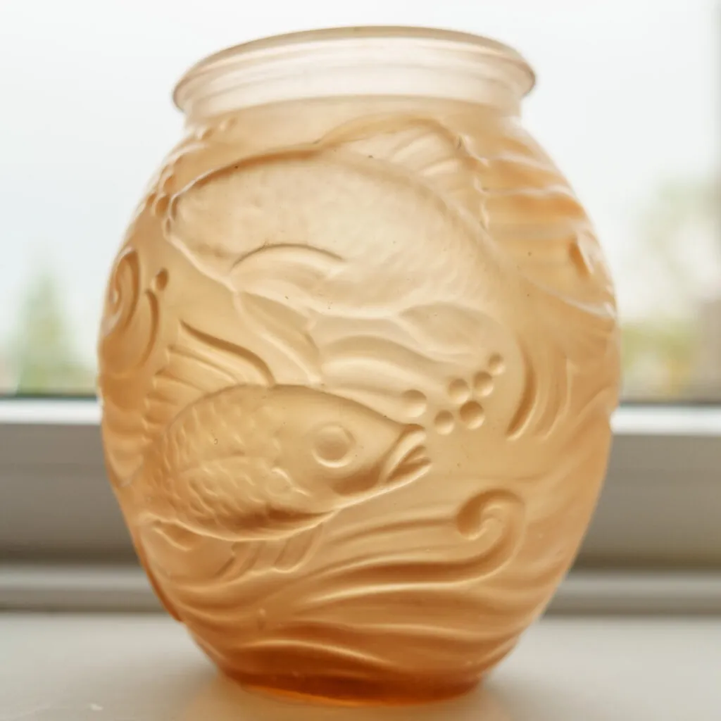 Souchon-Neuvesel Frosted Amber Glass "Poissons" Vase - vaas van mat amberkleurig glas (foto 10)