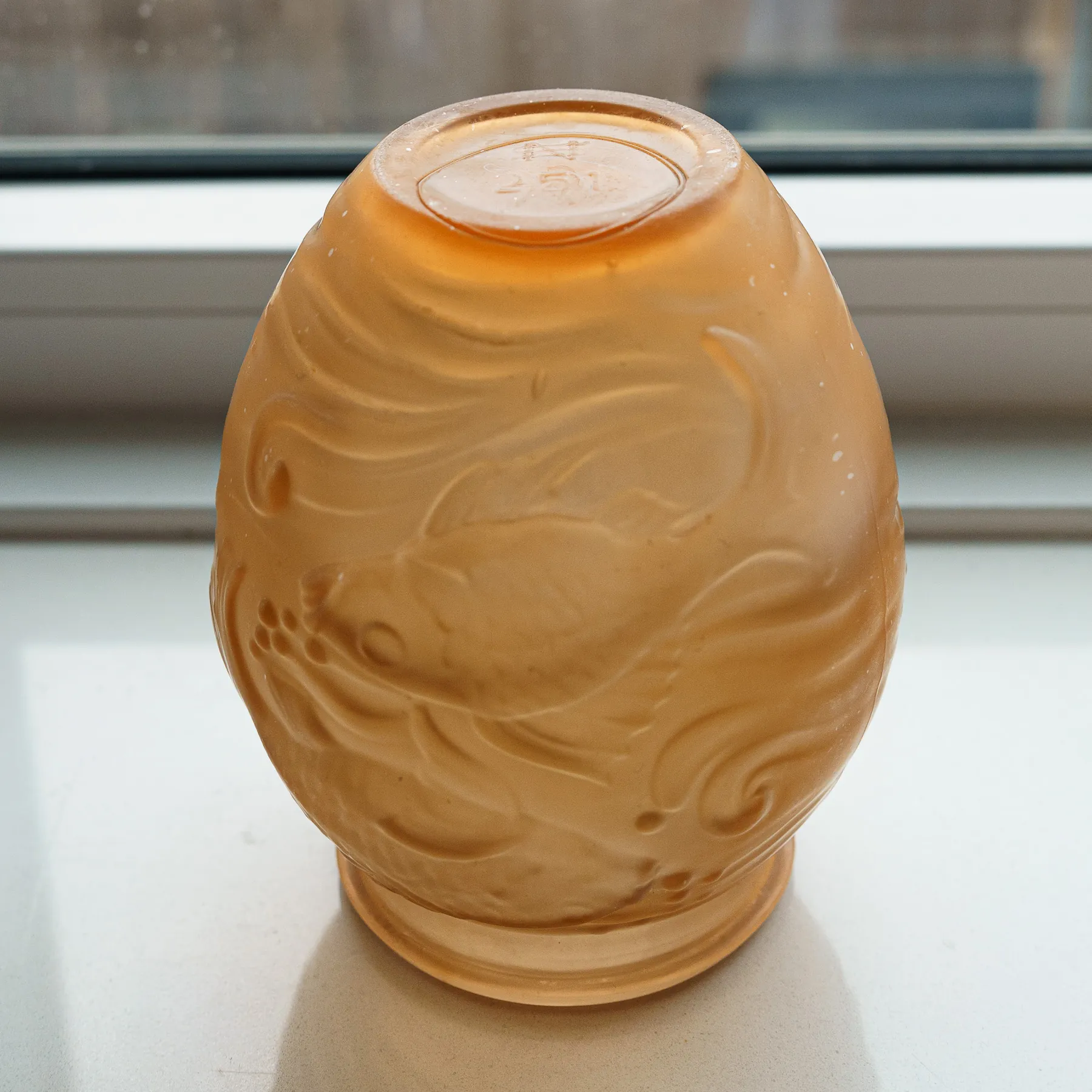 Souchon-Neuvesel Frosted Amber Glass "Poissons" Vase - vaas van mat amberkleurig glas (foto 6)