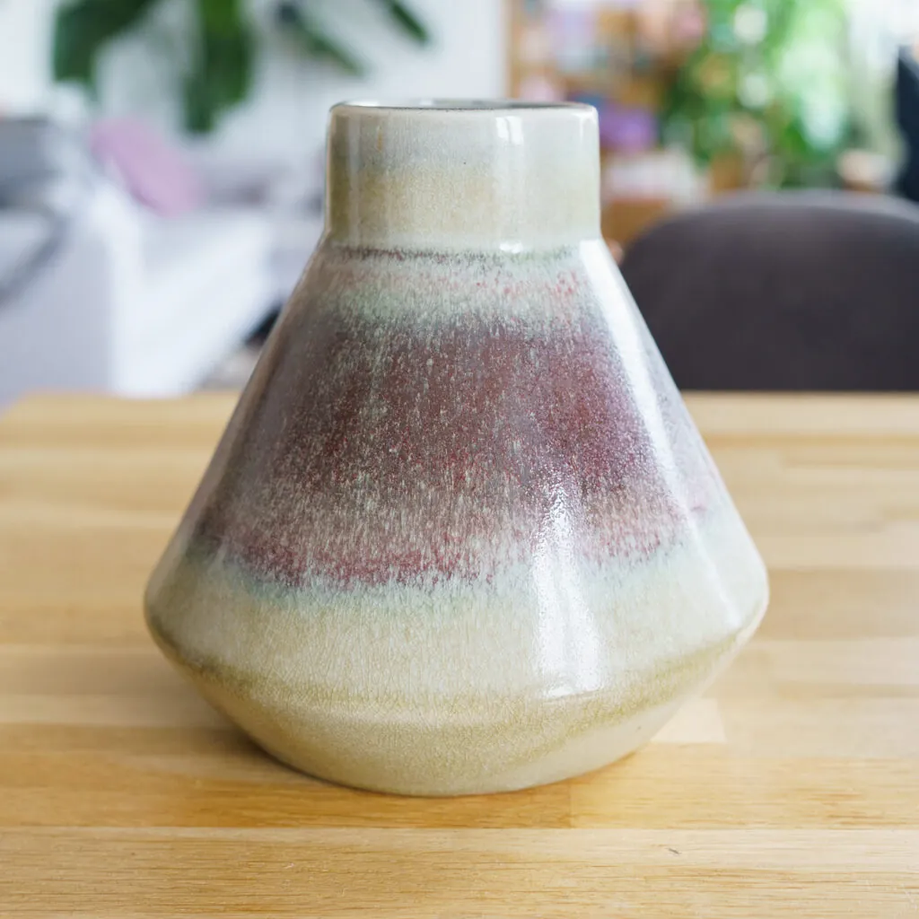 Modern Conical Studio Pottery Vase - Glazed Craquelé - conische studio-aardewerk vaas (foto 11)