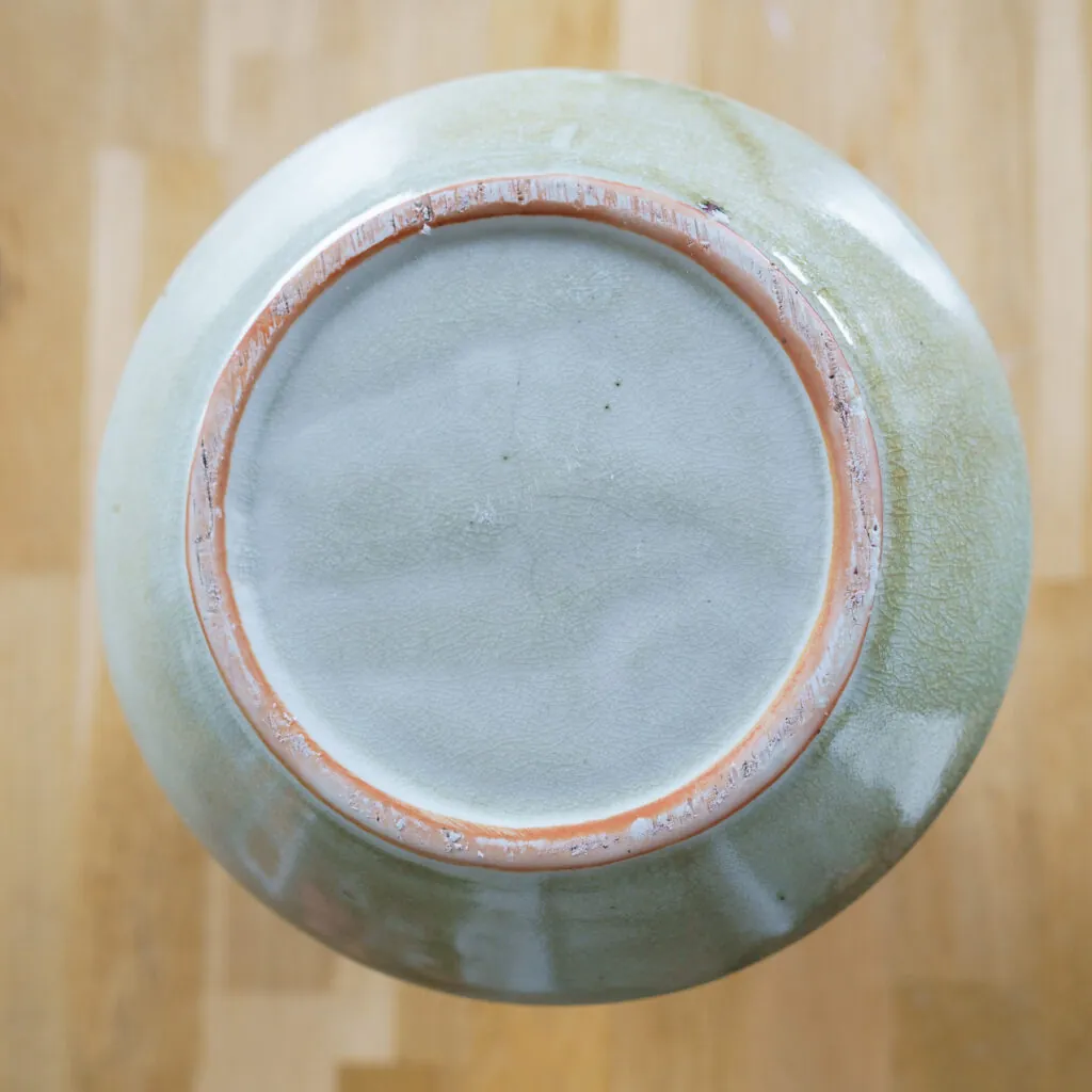 Modern Conical Studio Pottery Vase - Glazed Craquelé - conische studio-aardewerk vaas (foto 9)