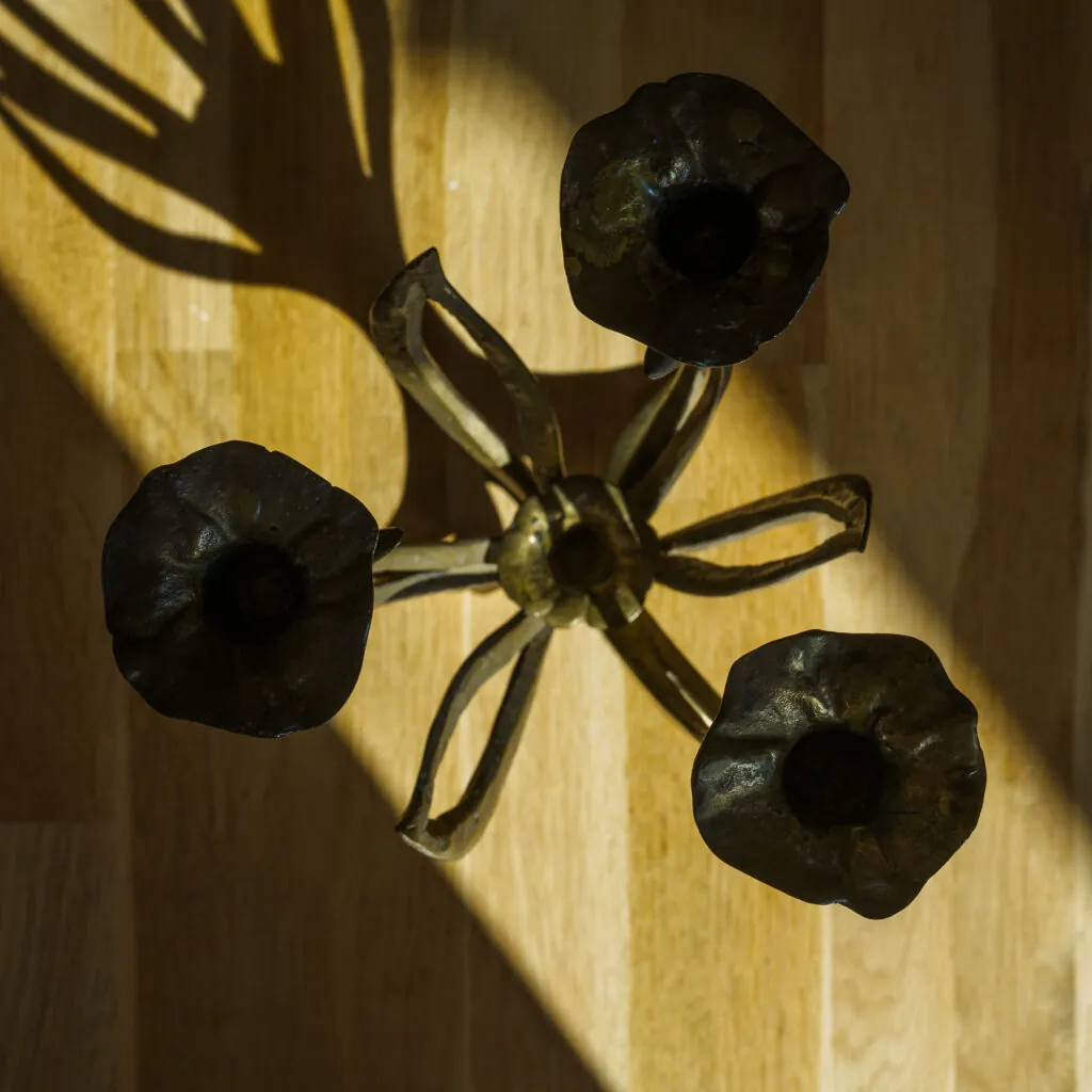 Art Nouveau Style Solid Brass Four-Light Candelabra - vierarmige messing kandelaar (foto 14)
