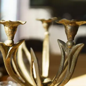 Art Nouveau Style Solid Brass Four-Light Candelabra - vierarmige messing kandelaar (foto 15)